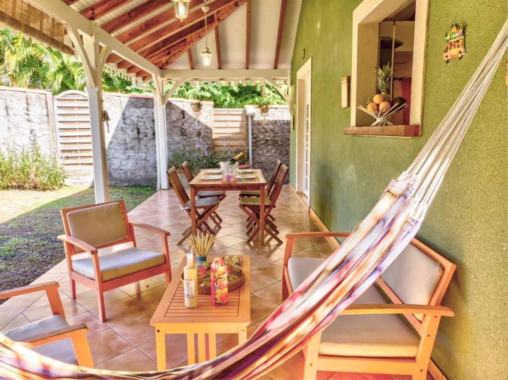 Coquette Villa Du Cap Est Ле-Франсуа Экстерьер фото